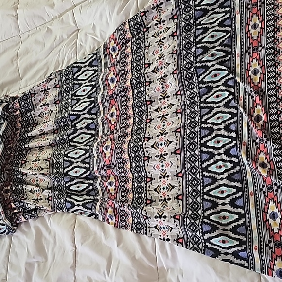 Beautiful Tribal Patterned Dress - Picture 3 of 6